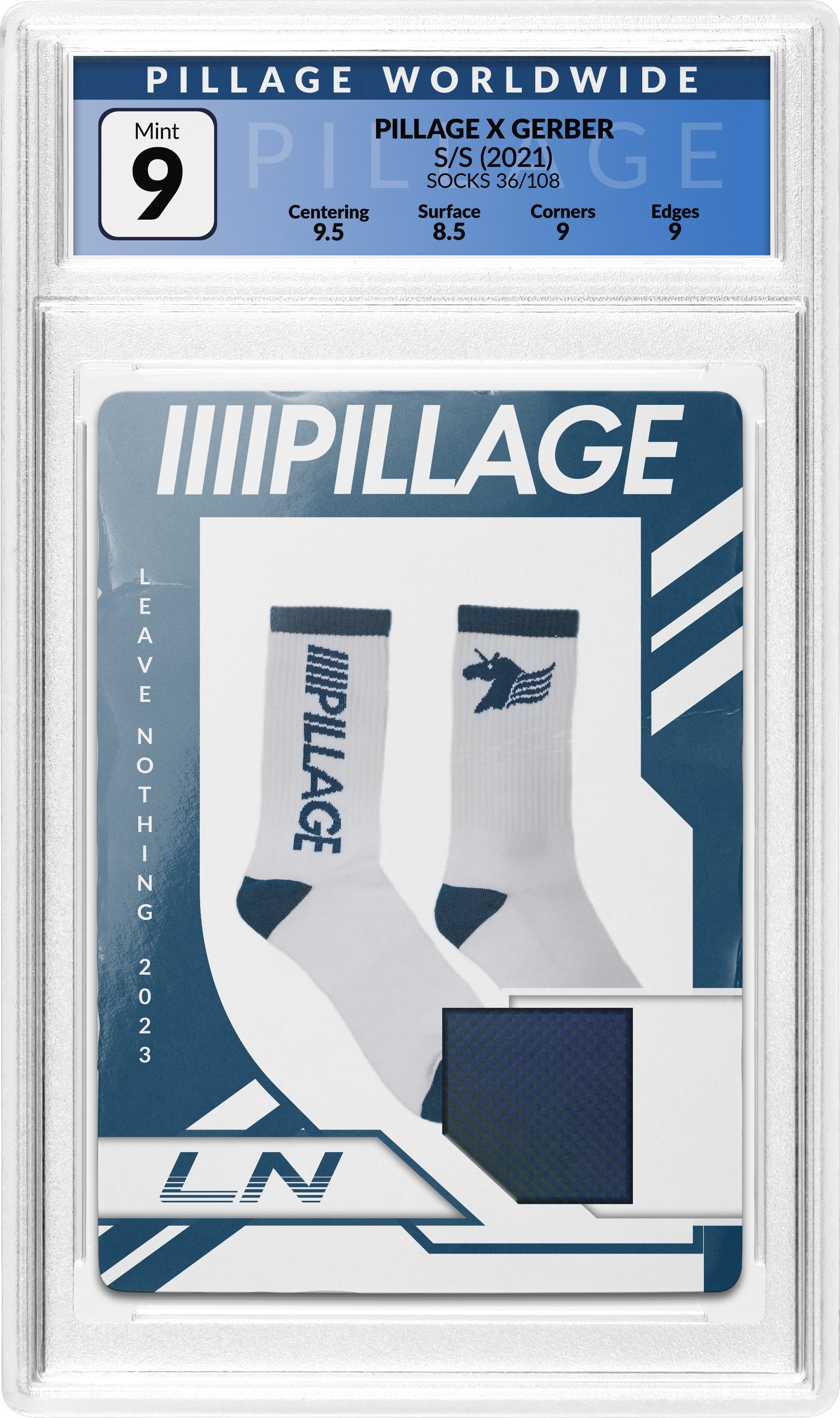 PILLAGE WORLDWIDE - LOGO SOCKS - WHITE